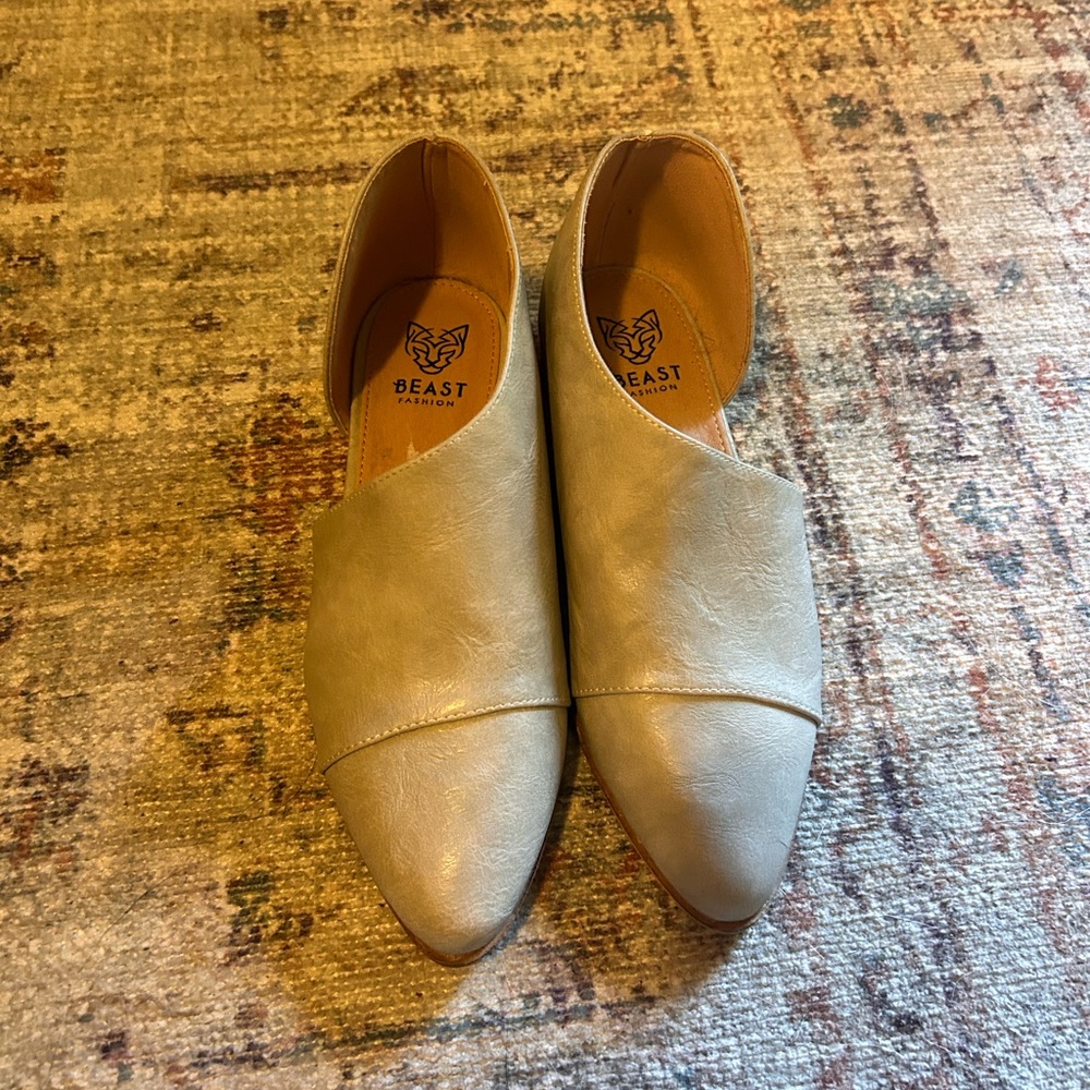 BEAST FASHION Women's Light Blue Slip-On Flats